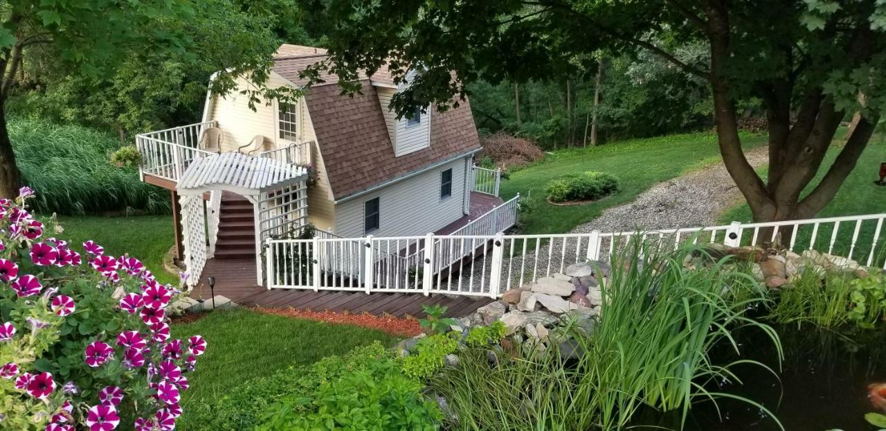 Trickling Waters Retreat Villa Marquette Eksteriør billede